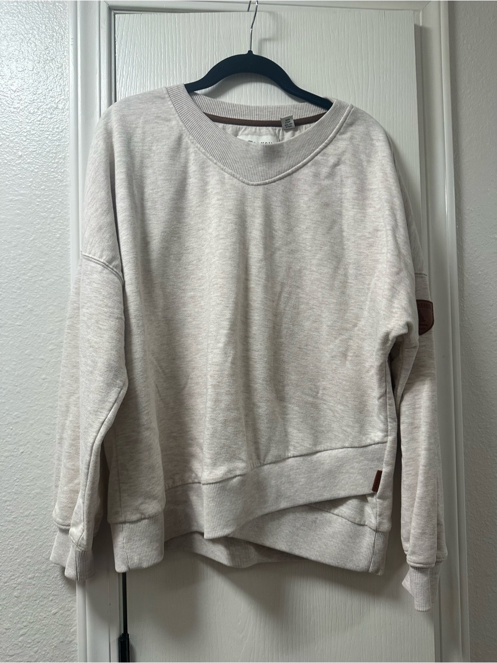 Wanakome Light Cream Scoopneck Crew Sweatshirt